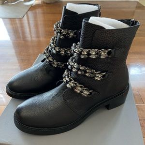 Lola Cruze boots for women - size 39 never worn